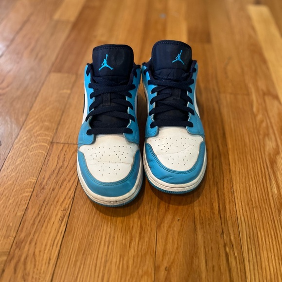 Blue Nike Jordan low - Picture 2 of 4